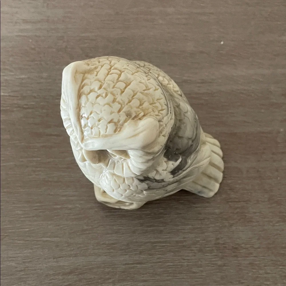 Cream Owl Sculpture Solid Bone - Picture 2 of 9